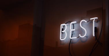 How Top SaaS Organizations Approach Online Employee Training