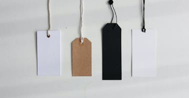 price tags representing LMS pricing 